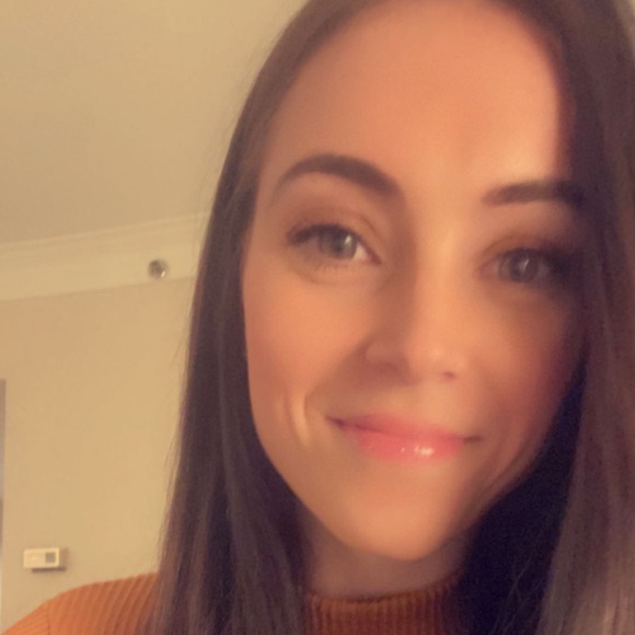 Meet your Posher, Gabrielle - Picture 1 of 1